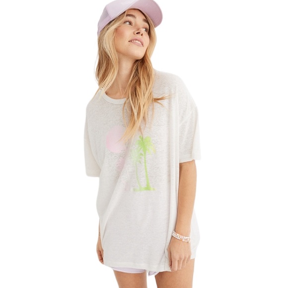 aerie Tops - NWT Aerie Tropical Graphic Tee